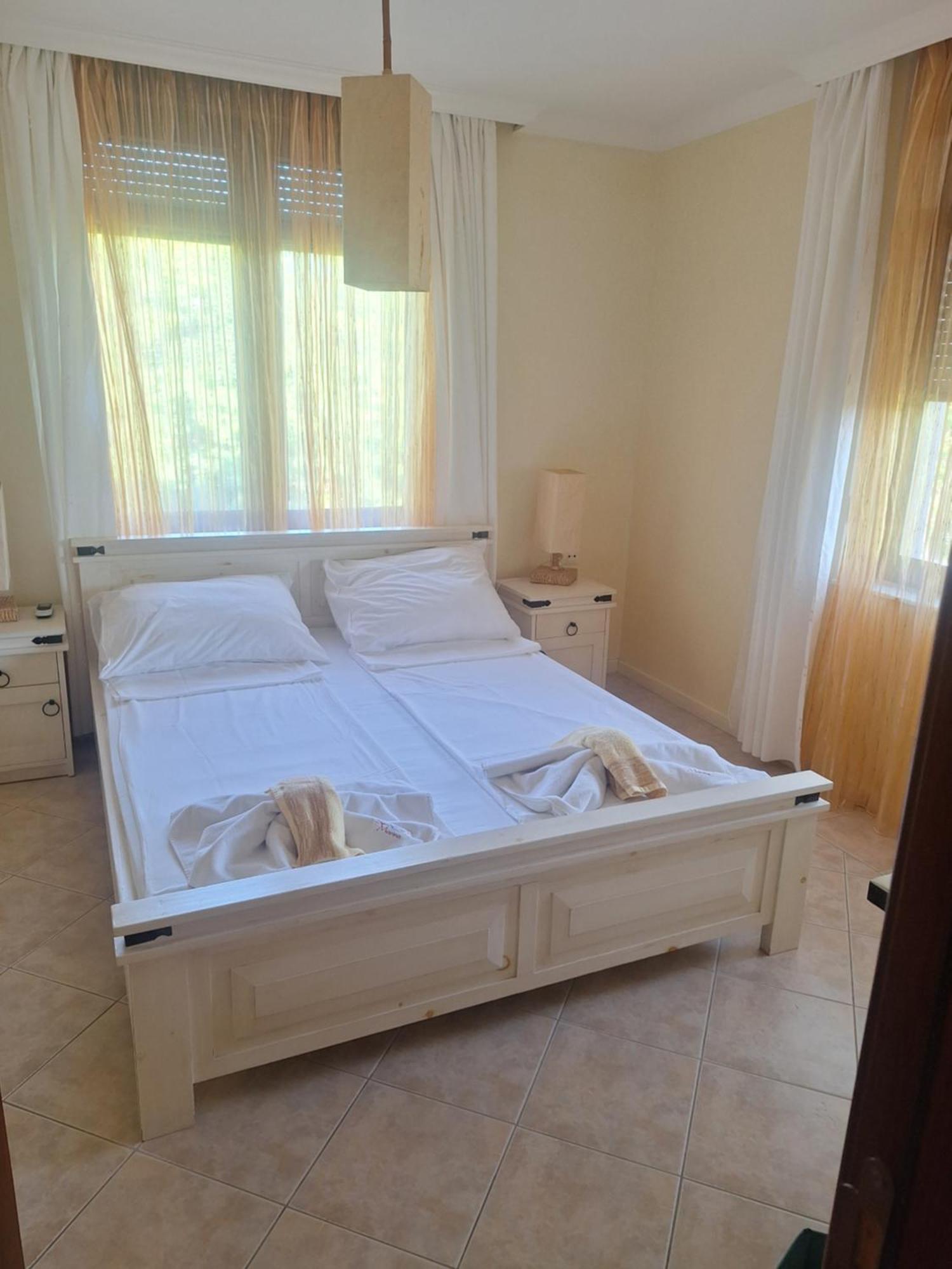 Santa Marina Apartaments- Karina 1 Sozopol Exterior photo